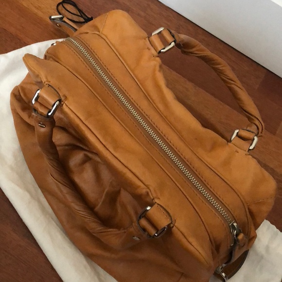 MARC BY MARC JACOBS Classic Leather Bag - Picture 6 of 16